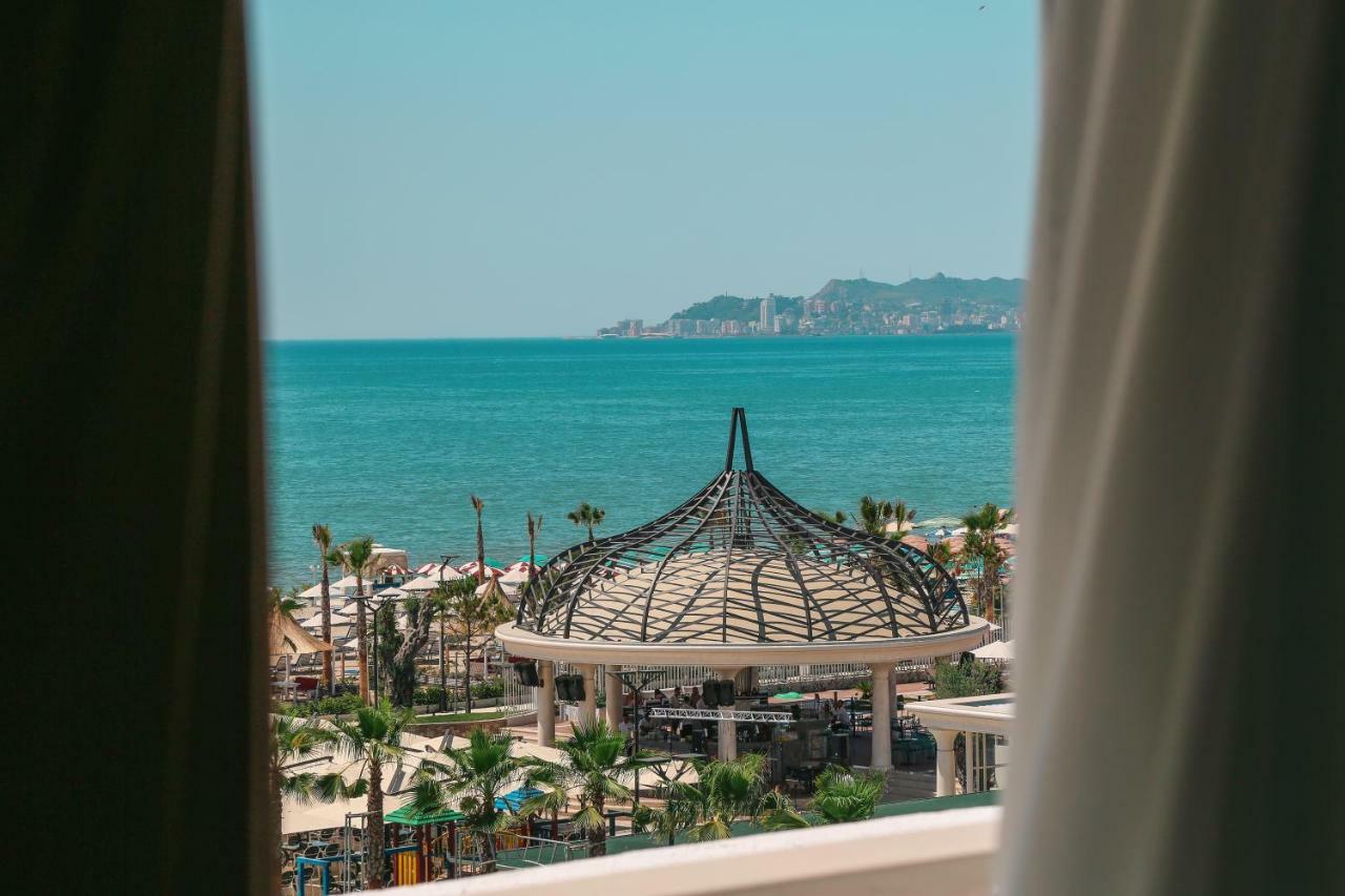 Julius Hotel Golem  Ngoại thất bức ảnh