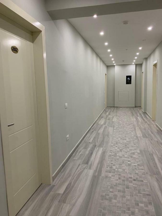 Julius Hotel Golem  Ngoại thất bức ảnh