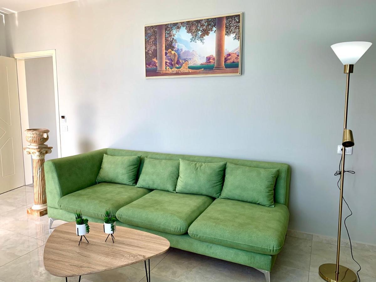 Julius Hotel Golem  Ngoại thất bức ảnh